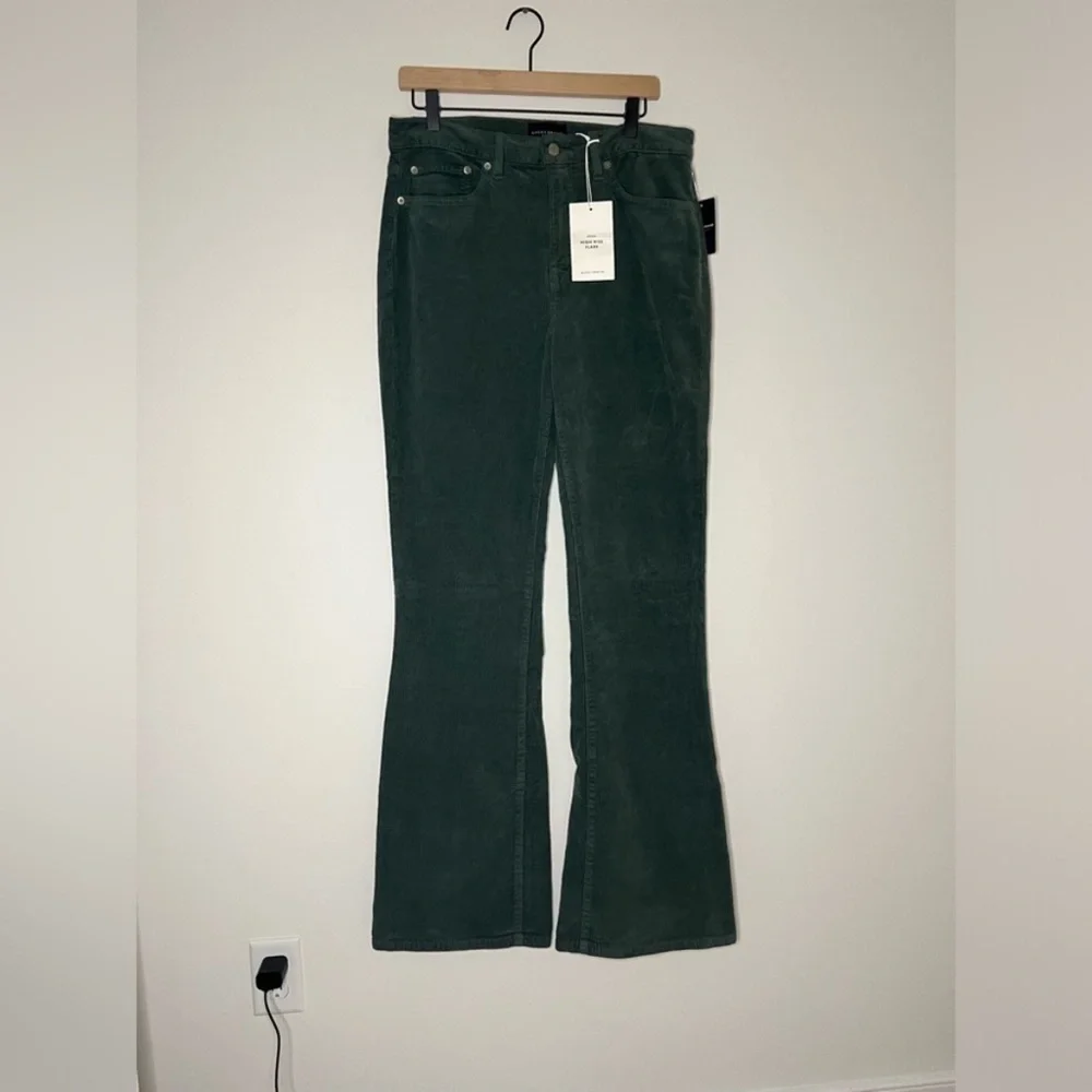 Lucky Brand - High Rise Stevie Flare Corduroy - Size 12/31L - Picture 2 of 16